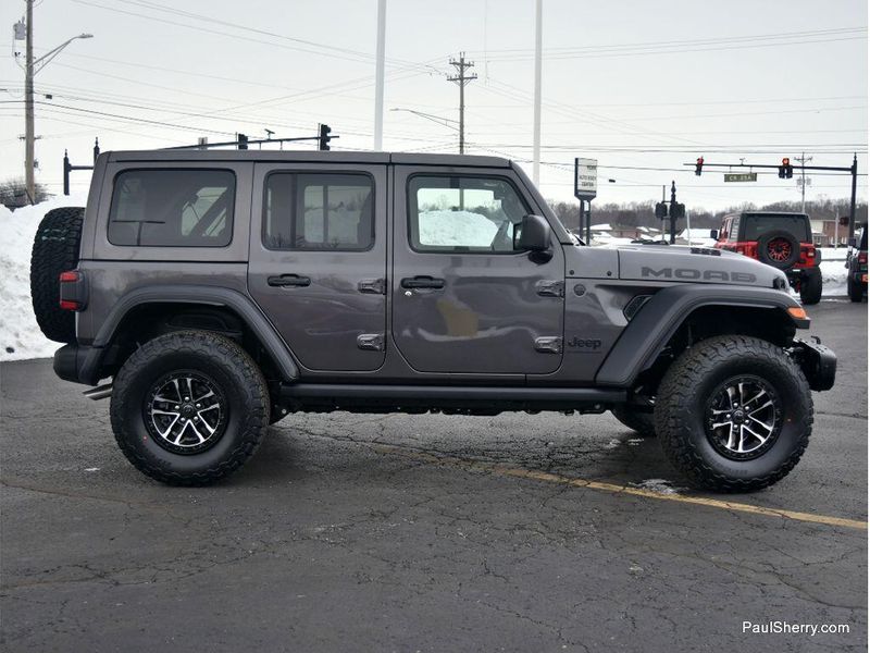 New 2026 Jeep Wrangler 4-door Moab 392