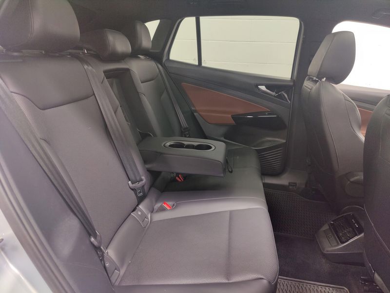 2021 Volkswagen ID.4 Pro S 82kw w/Glass RoofImage 18