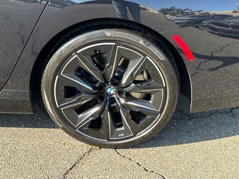 Used 2026 BMW 7 Series 740iImage 13
