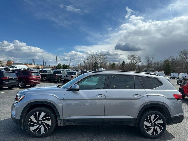 2024 Volkswagen Atlas 2.0T SE w/TechnologyImage 9