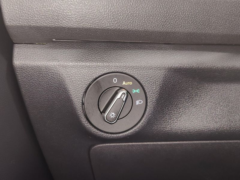 2021 Volkswagen Jetta SE w/Sunroof & Cold Weather PkgImage 25