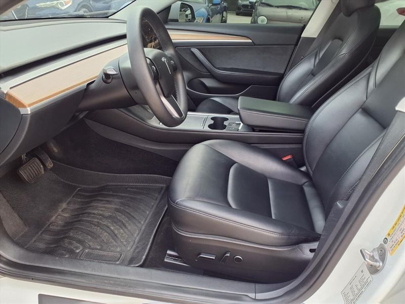 Used 2023 Tesla Model 3 Long RangeImage 18
