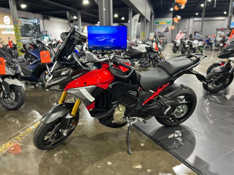 New 2026 Ducati MULTISTRADA V4 PIKES PEAK Image 16