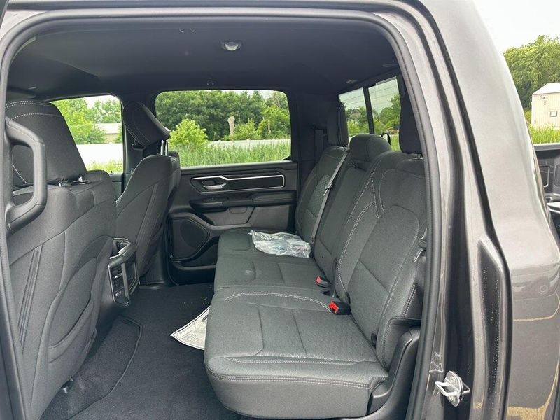 2025 RAM 1500 Big Horn Crew Cab 4x4 5