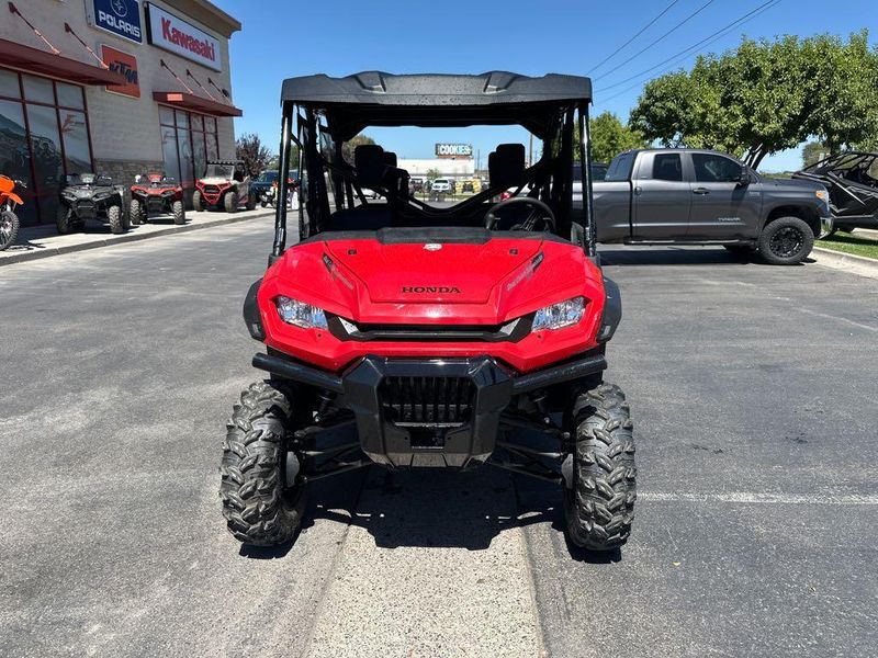 New 2025 Honda PIONEER 10006 DELUXE CREW 