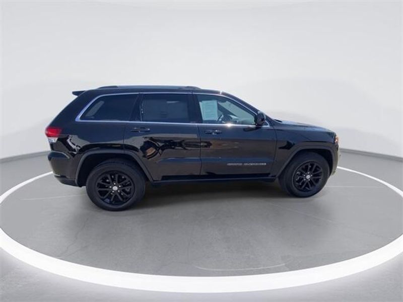2021 Jeep Grand Cherokee Laredo EImage 9