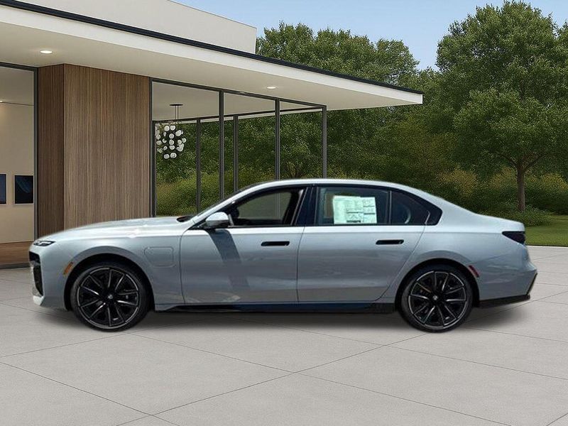 New 2026 BMW 7 Series 750e xDriveImage 13
