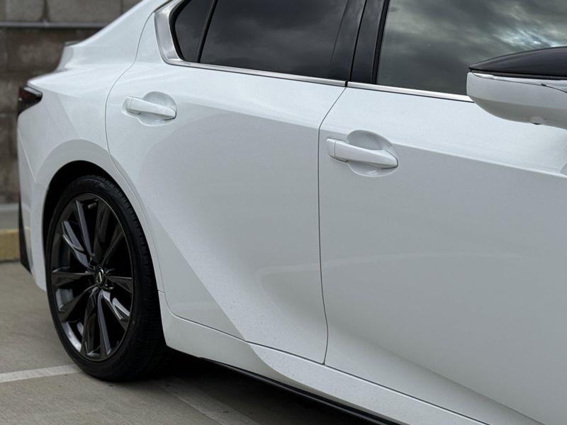 2022 Lexus IS 350 F-SPORTImage 5