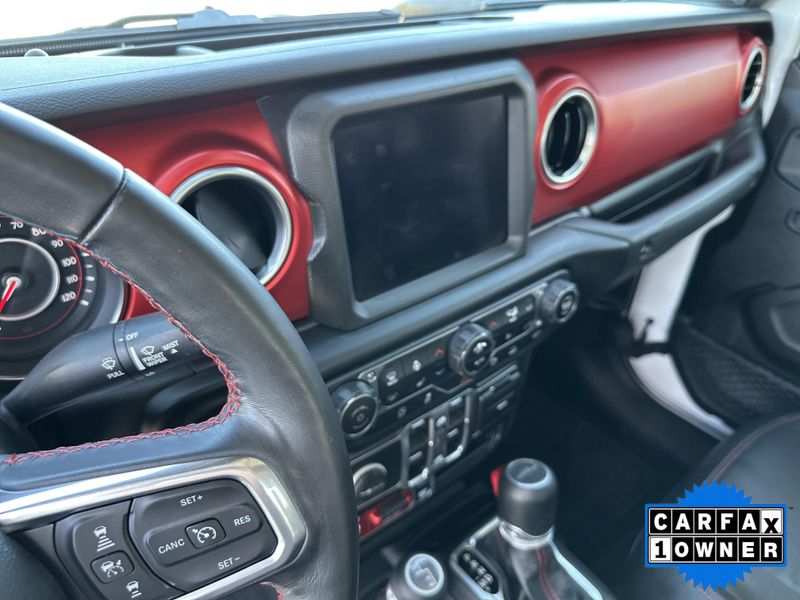 Used 2022 Jeep Gladiator RubiconImage 22