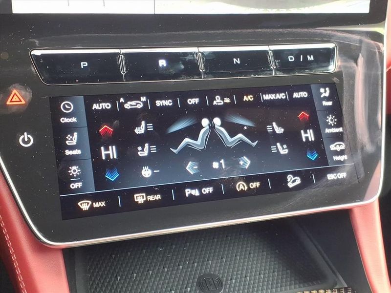 New 2026 Maserati Grecale ModenaImage 17