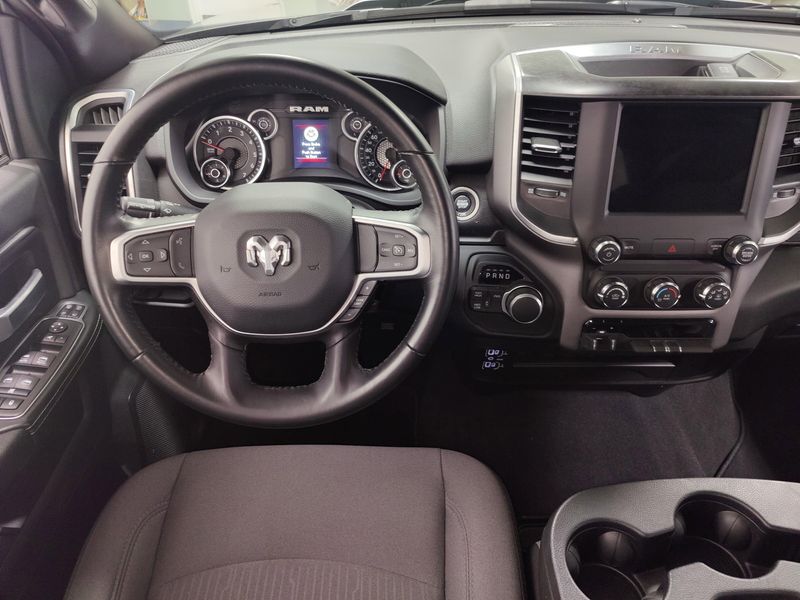 Used 2024 RAM 2500 Big Horn Crew Cab 6.4L V8 4x4Image 17