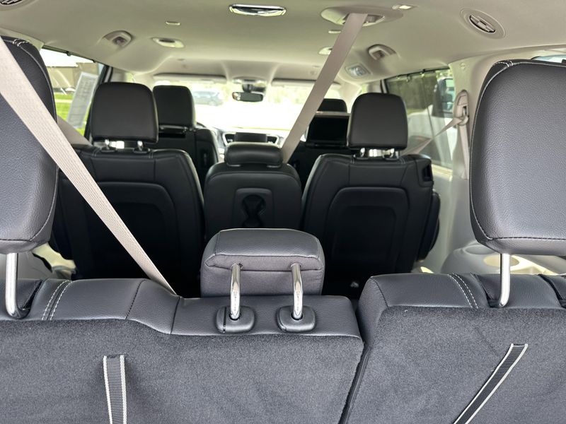 2022 Chrysler Pacifica Touring LImage 14