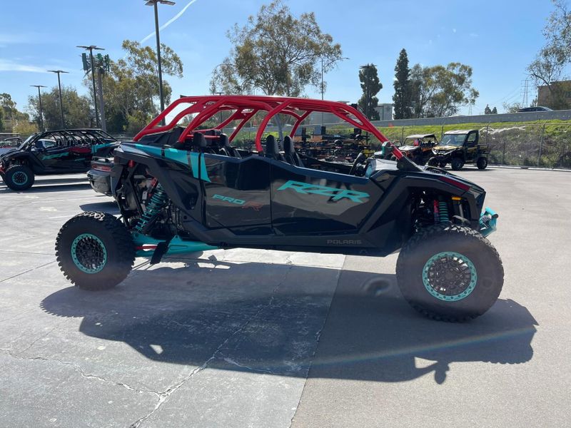 New 2025 Polaris RZR PRO R 4 ULTIMATE Image 19