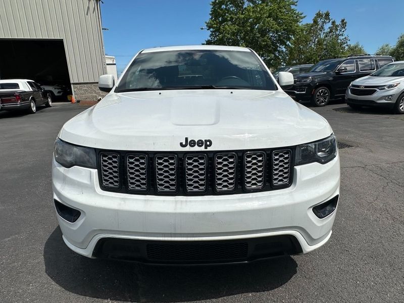 2019 Jeep Grand Cherokee AltitudeImage 12