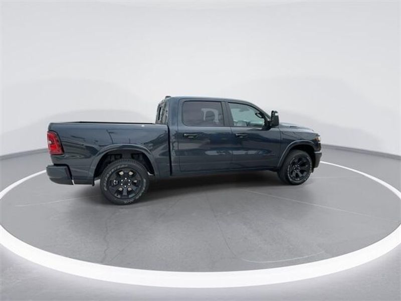 2025 RAM 1500 Big Horn Crew Cab 4x4 5