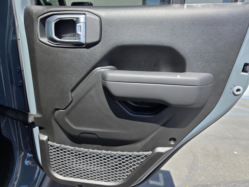 New 2026 Jeep Wrangler 4-door Rubicon