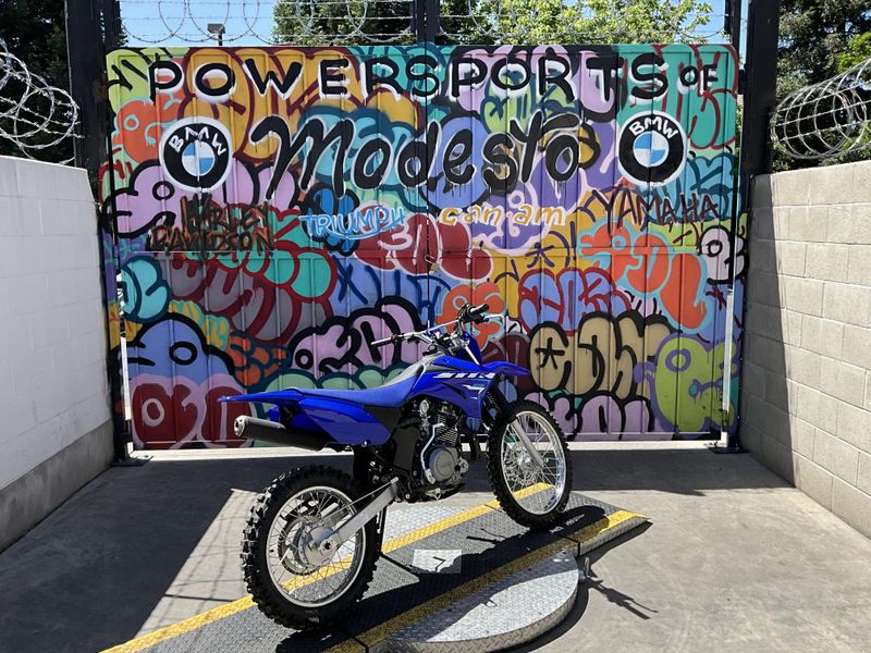 New 2026 Yamaha TT-R125LE Image 4