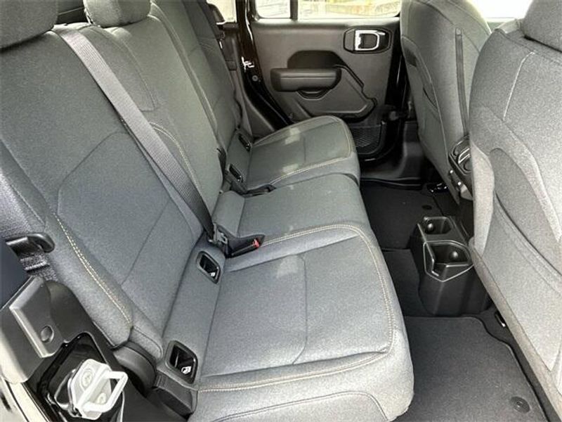 New 2025 Jeep Gladiator Nighthawk 4x4Image 14