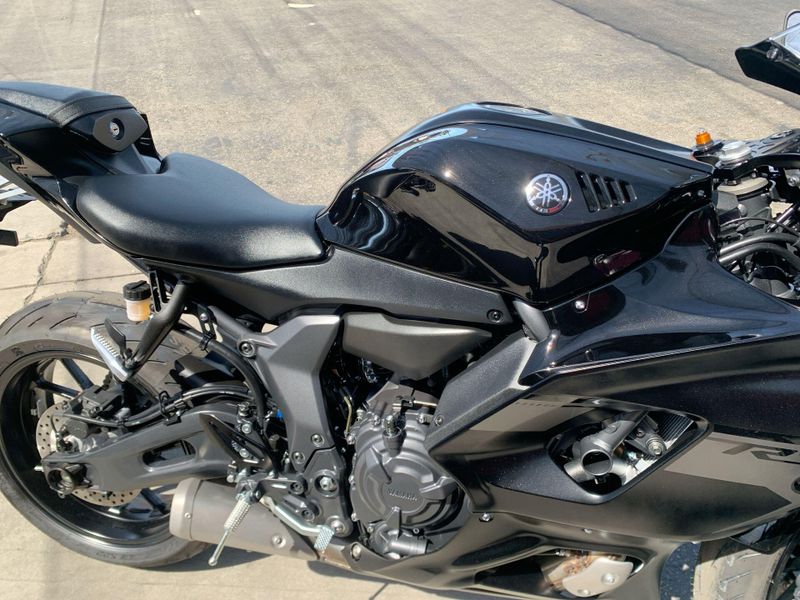 New 2025 Yamaha YZF-R7 Image 12