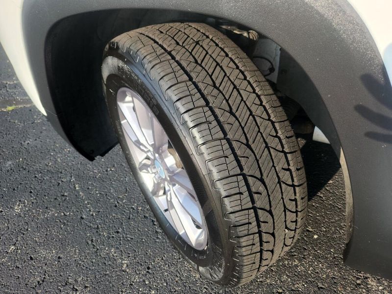 Used 2024 GMC Terrain SLT
