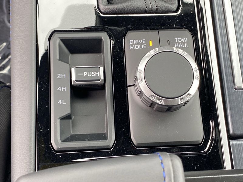 2025 Toyota Tundra Platinum HybridImage 19