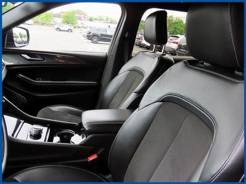 2022 Jeep Grand Cherokee L AltitudeImage 14