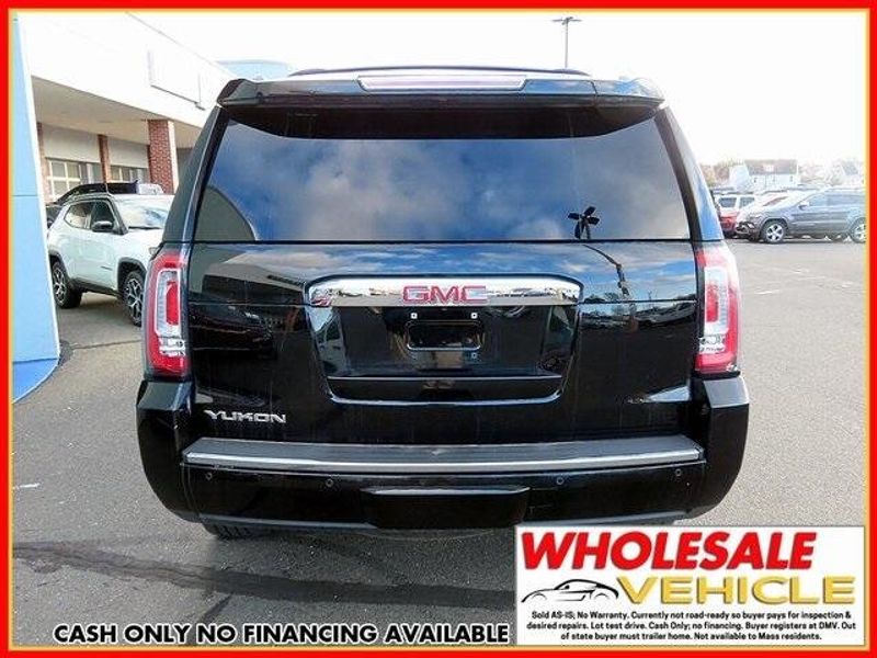 2015 GMC Yukon DenaliImage 6