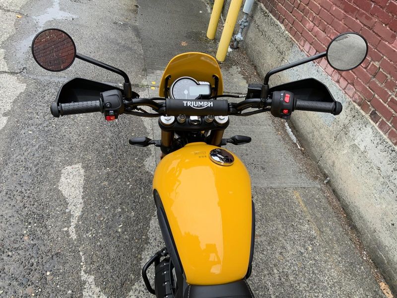 2026 Triumph SCRAMBLER 400 XC
