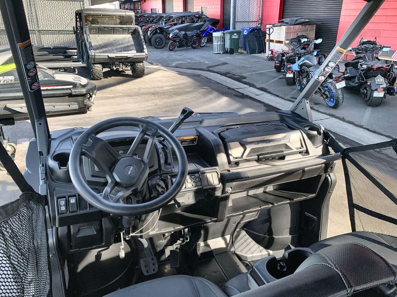 New 2025 Can-Am DEFENDER MAX XT HD10 Image 24
