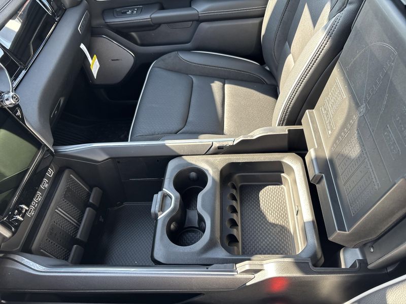 New 2026 RAM 1500 Laramie Crew Cab 4x4 5