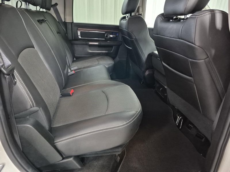 2017 RAM 2500 LaramieImage 9
