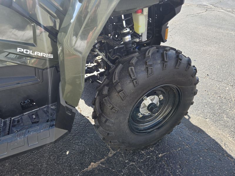 2023 Polaris SPORTSMAN 450 HO EPS SAGE GREEN Image 22