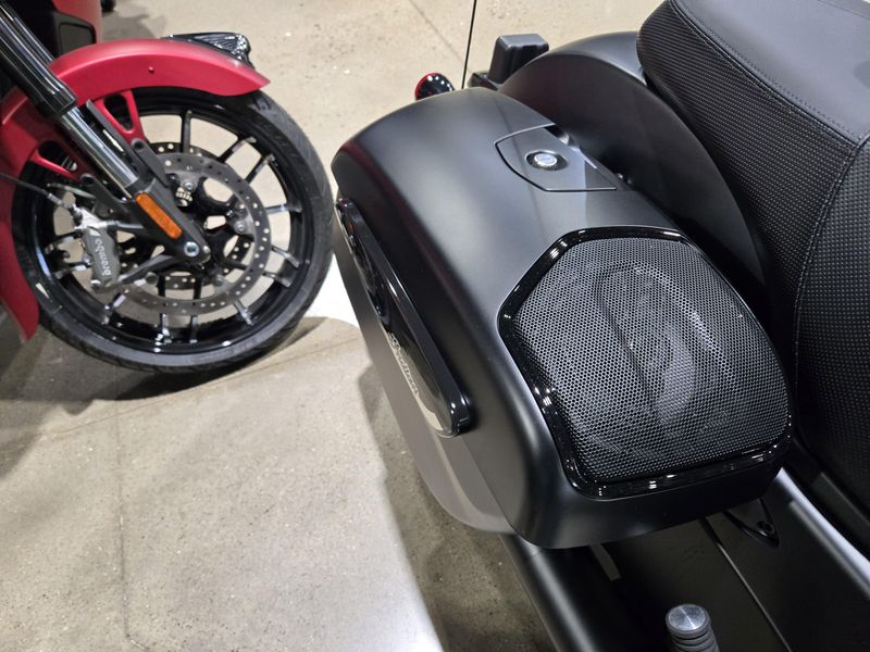 NEW 2025 INDIAN MOTORCYCLE CHALLENGER DARK HORSE 112 RA 49ST Image 19