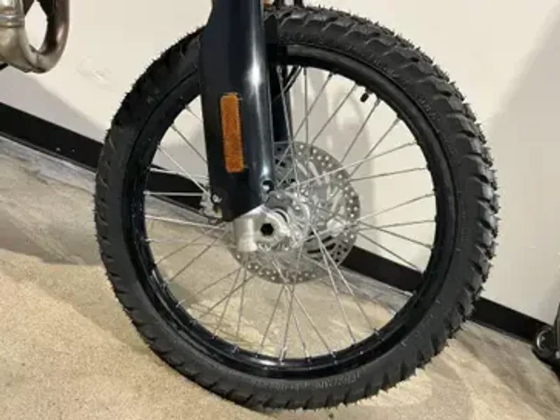 New 2025 Suzuki DR-Z4S Image 7