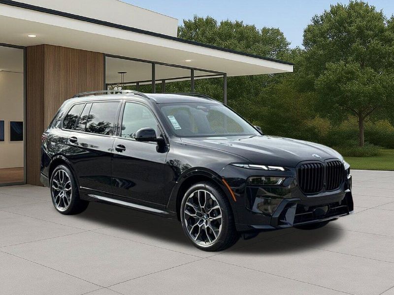New 2027 BMW X7 xDrive40iImage 6