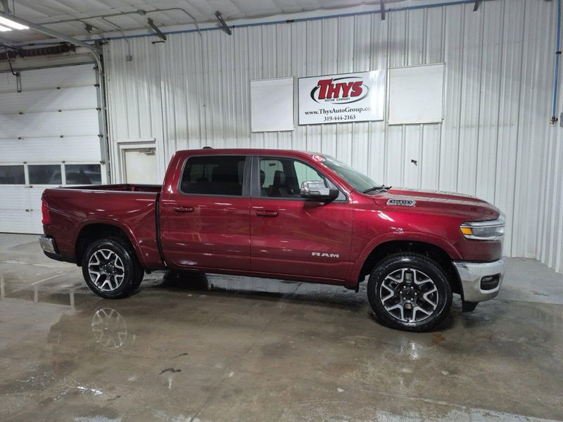 2025 RAM 1500 Laramie Crew Cab 4x4 5