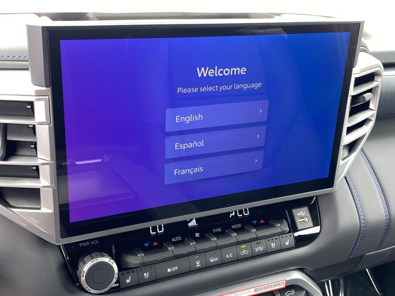 2025 Toyota Tundra Platinum HybridImage 15