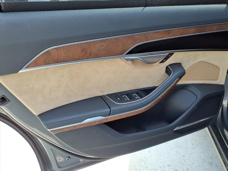 Used 2021 Audi A8 L 55Image 8