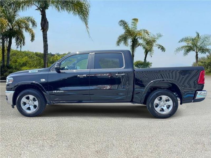 New 2026 RAM 1500 Big Horn Crew Cab 4x2 5'7' Box