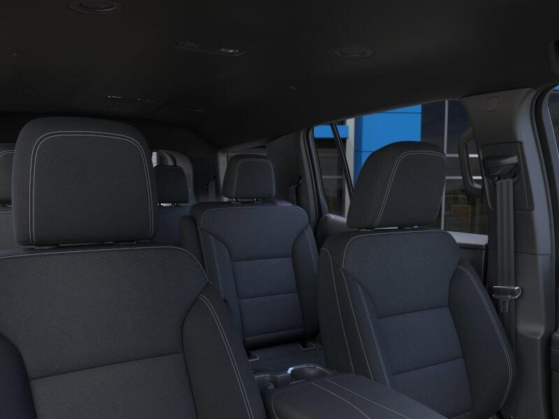 New 2025 Chevrolet Traverse FWD LTImage 24