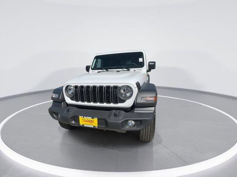 New 2026 Jeep Wrangler 4-door SportImage 3