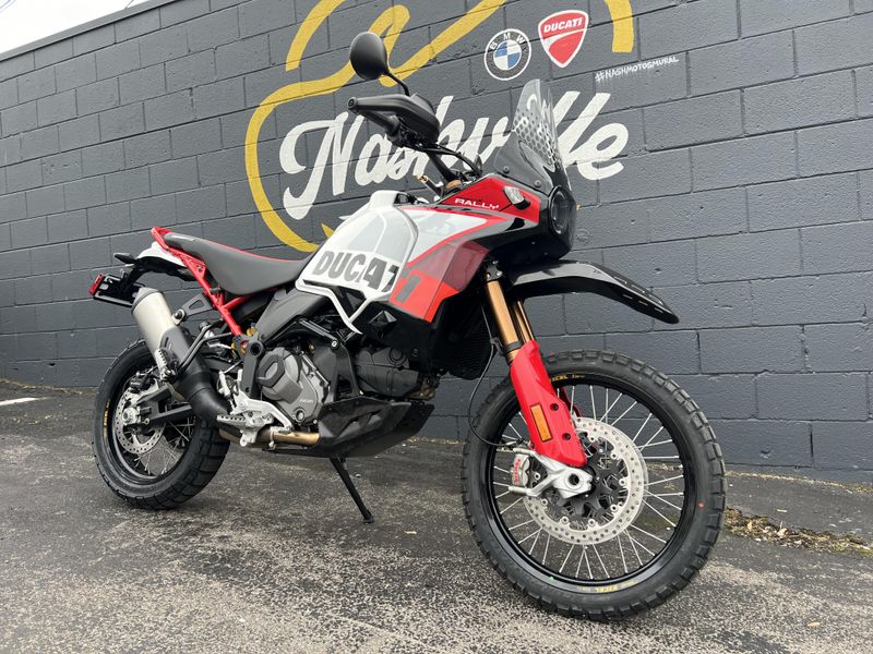 New 2025 Ducati DESERTX RALLY BIANCO 
