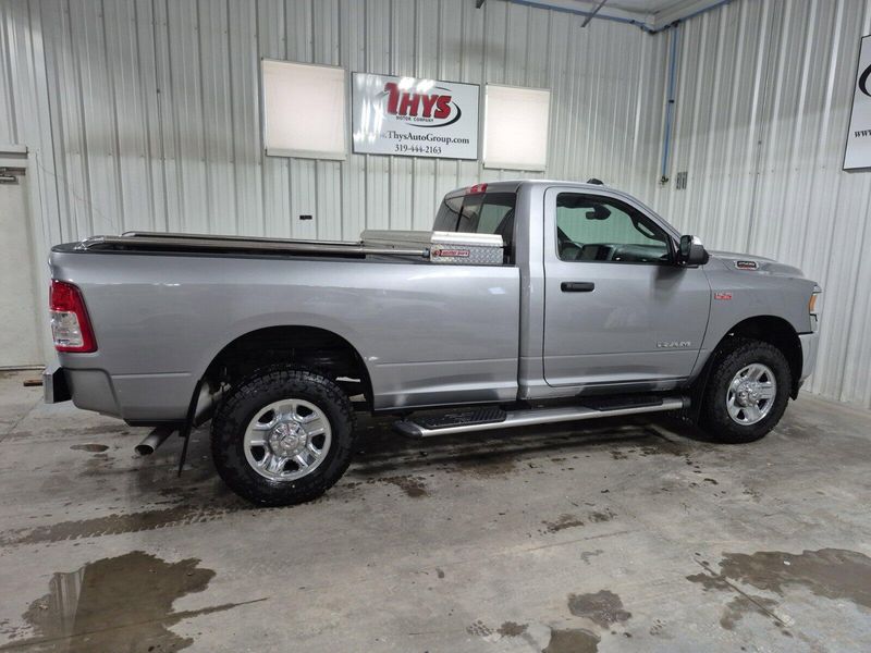 2022 RAM 2500 TradesmanImage 4