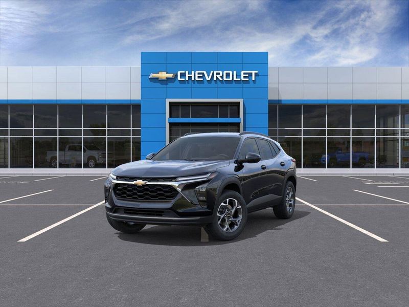 New 2025 Chevrolet Trax LTImage 8