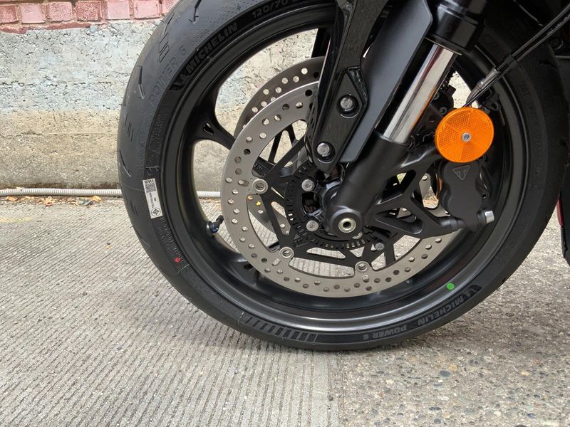 2025 Triumph Daytona 660