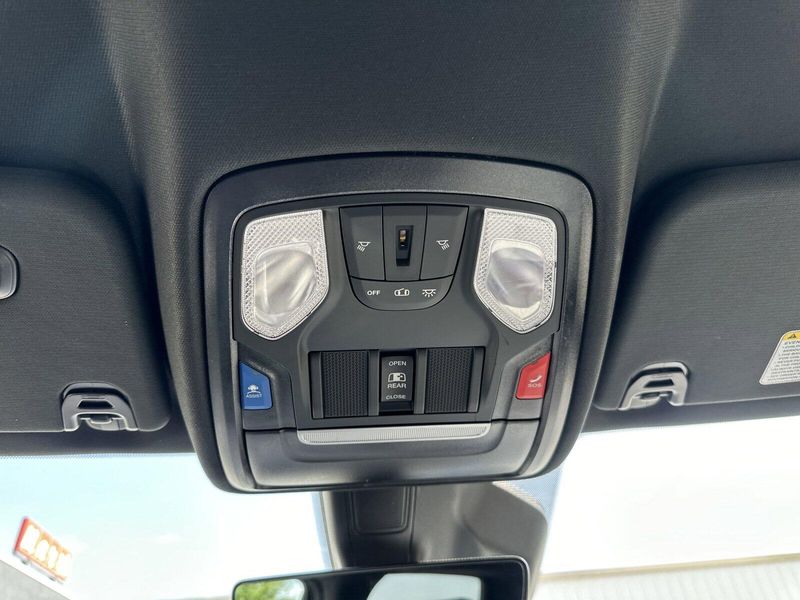 2025 RAM 1500 Big HornImage 28