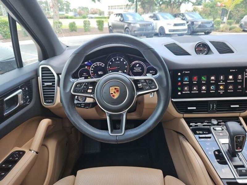 Used 2023 Porsche Cayenne Platinum Edition