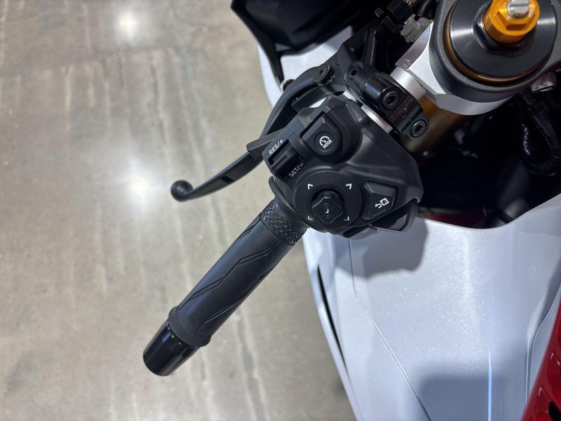 New 2026 Yamaha YZF-R7 70TH ANNIVERSARY EDITION Image 20