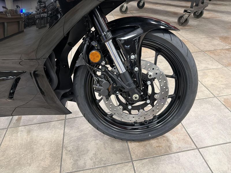 New 2026 Yamaha YZF-R3 ABS Image 23