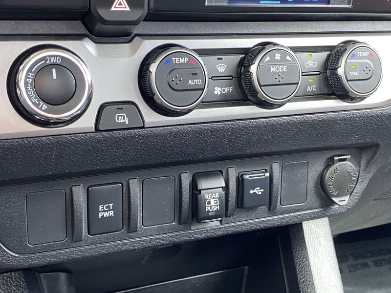 2022 Toyota Tacoma SR5Image 23